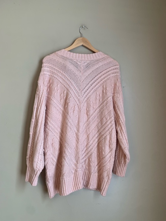Lucky Brand Women’s Cable Knit V-Neck Sweater Pink Sz L Loose Beachy Spring - Picture 7 of 9